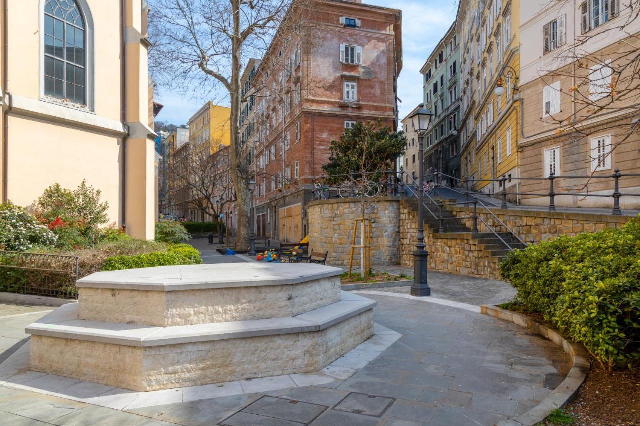 Suite Foscolo, In Piazza A Trieste Dış mekan fotoğraf