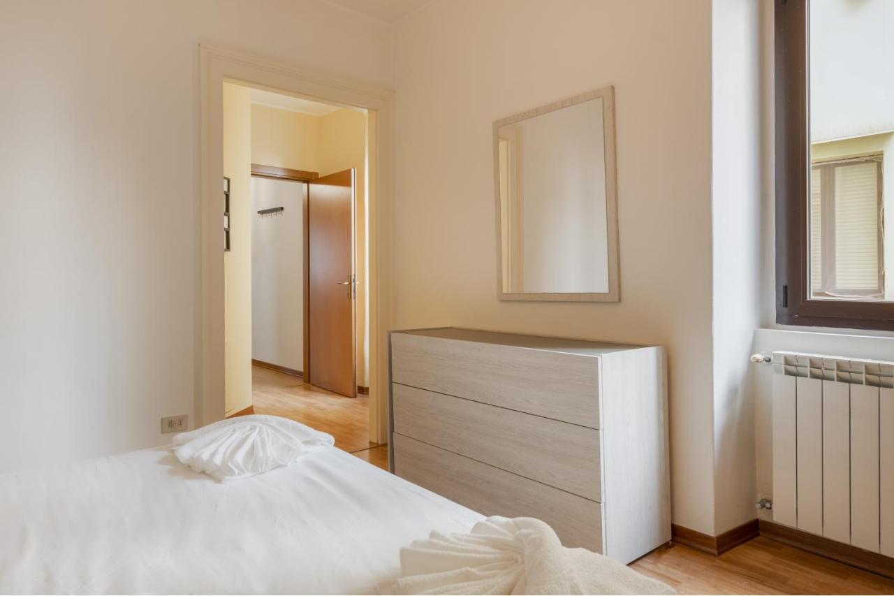Suite Foscolo, In Piazza A Trieste Dış mekan fotoğraf